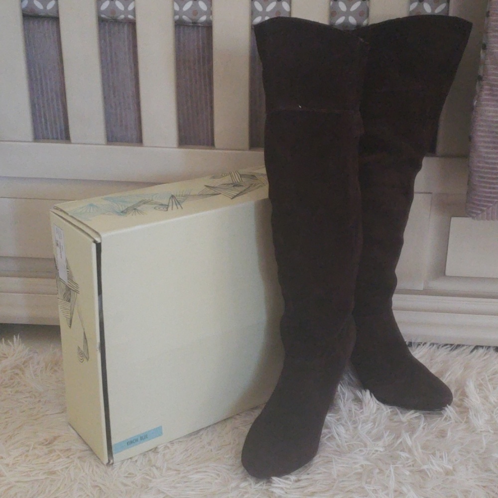Kimchi Blue Brown Suede Boots